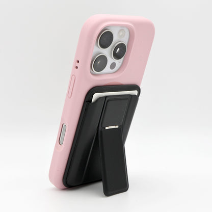 MagCardStand Black – Stylischer Kartenhalter & Smartphone-Stand in einem